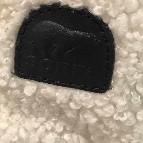 Sorel Boots Womens Size 9 Black White Sherpa Lace Up Snow Explorer II Joan Cozy - Picture 3 of 9